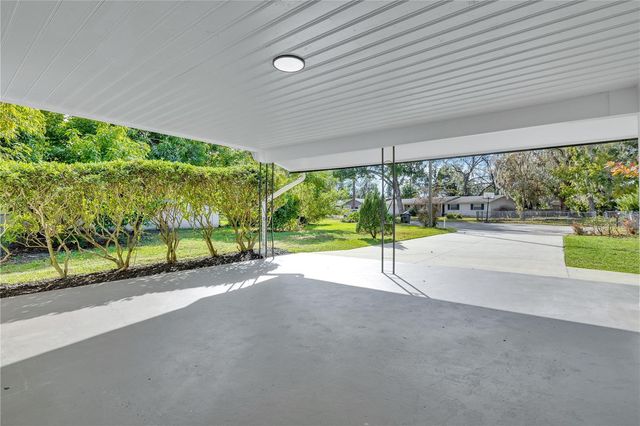 1033 WILDWOOD W, Lakeland, FL 33801