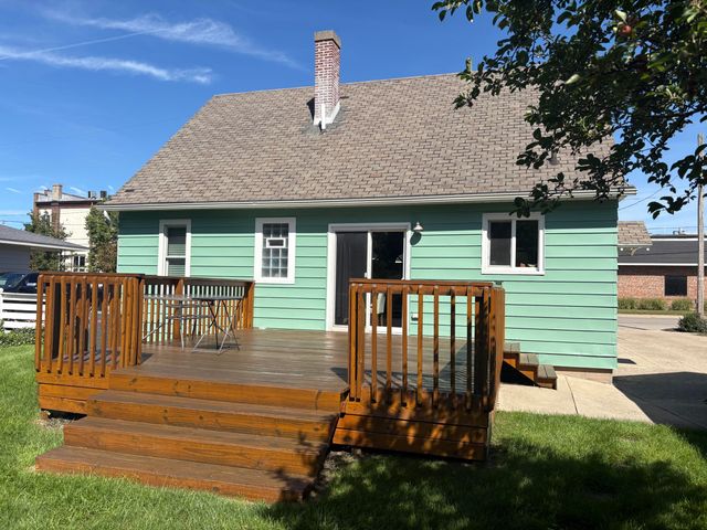 114 W Exchange Street, Spring Lake, MI 49456
