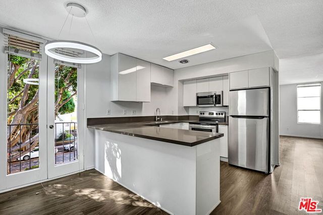 831 2nd Street, Santa Monica, CA 90403