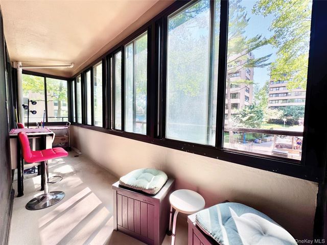 10-10 166 Street 3A, Beechhurst, NY 11357