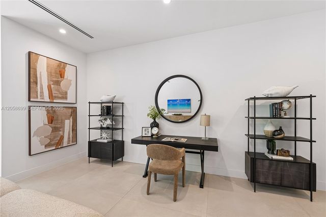 3350 SW 28th Ter, Miami, FL 33133