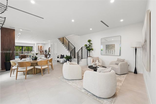 3350 SW 28th Ter, Miami, FL 33133