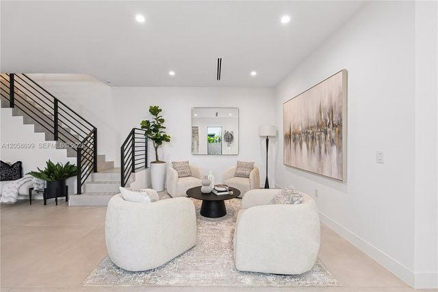 3350 SW 28th Ter, Miami, FL 33133