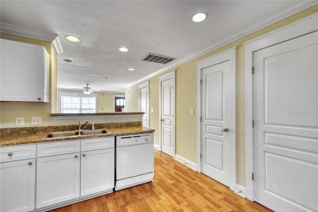 1725 Harvey Mitchell Parkway S 1630, College Station, TX 77840