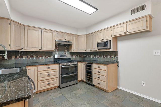 2002 Emerson Lane, Denton, TX 76209