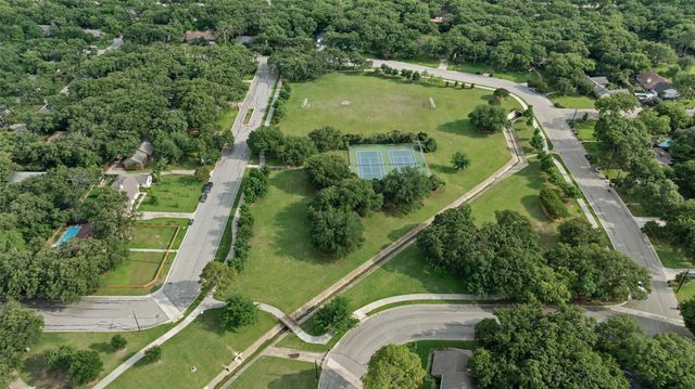 2002 Emerson Lane, Denton, TX 76209