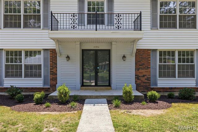 14336 Bramblewood Court, Chesterfield, MO 63017