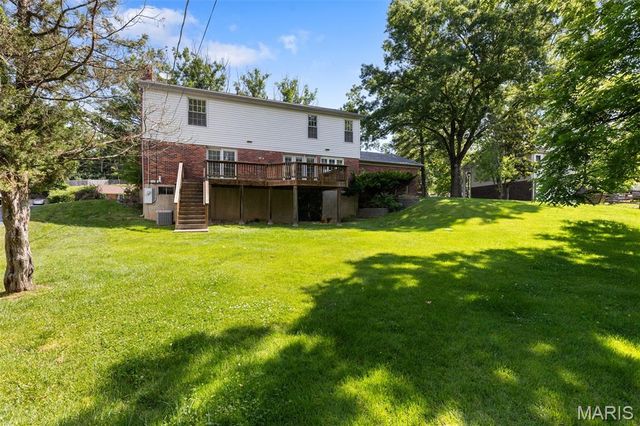 14336 Bramblewood Court, Chesterfield, MO 63017