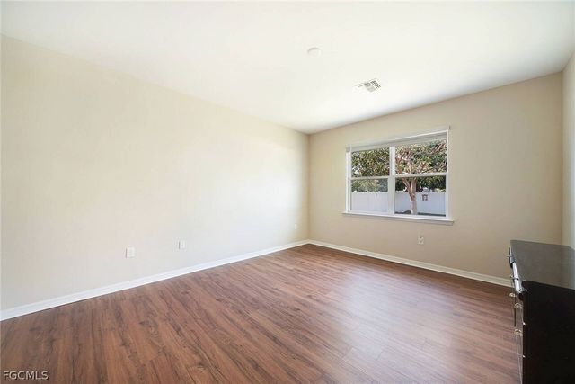 2600 SW 17th PL, Cape Coral, FL 33914