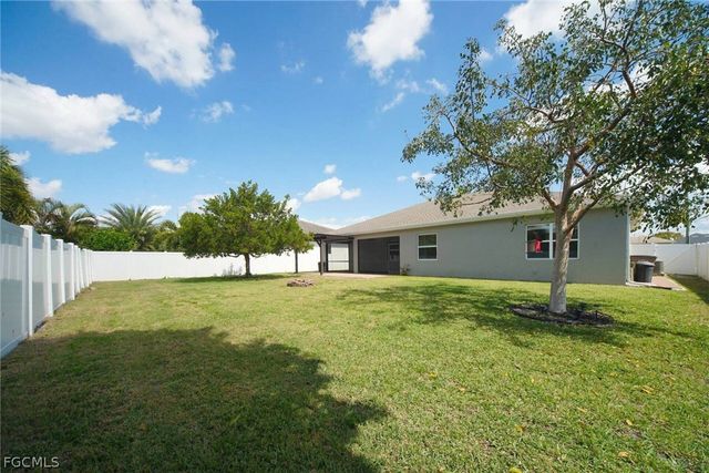 2600 SW 17th PL, Cape Coral, FL 33914