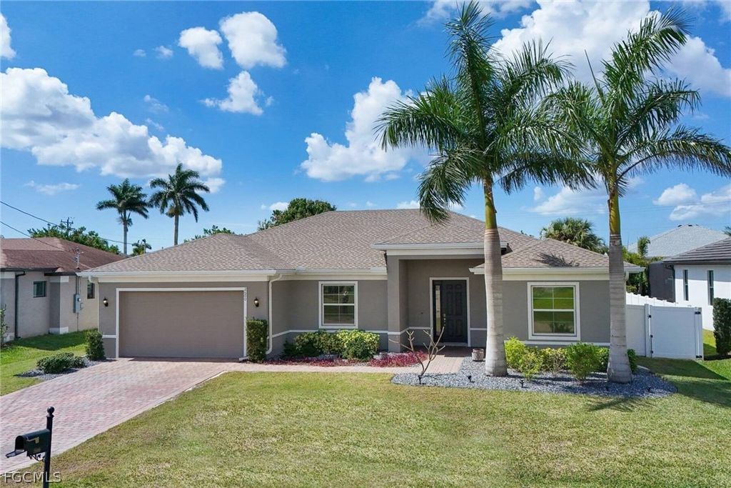 2600 SW 17th PL, Cape Coral, FL 33914