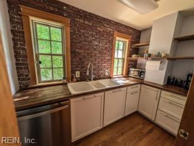 338 S Church ST, Smithfield, VA 23430