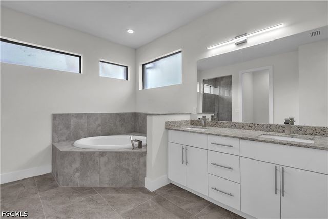 3008 NW 41st AVE, Cape Coral, FL 33993