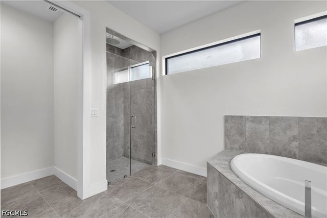 3008 NW 41st AVE, Cape Coral, FL 33993