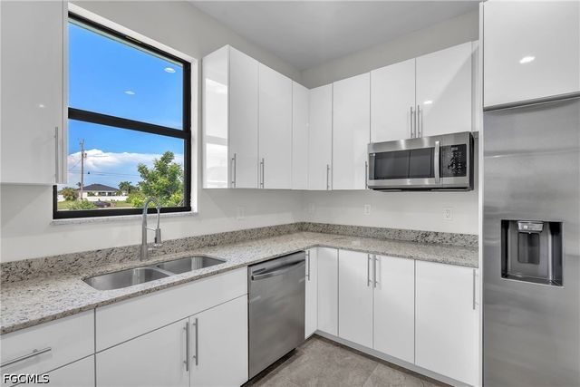 3008 NW 41st AVE, Cape Coral, FL 33993