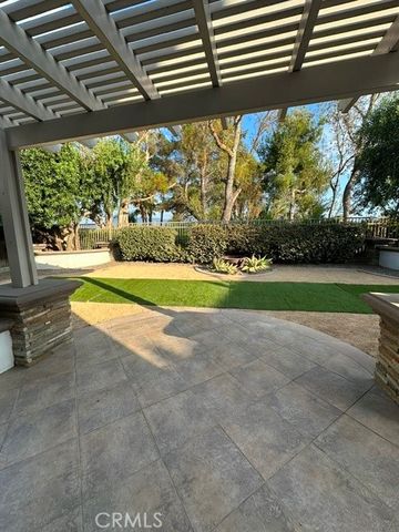 31906 Calle Ballentine, Temecula, CA 92592