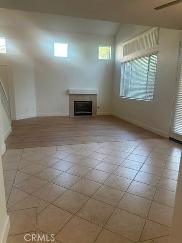 31906 Calle Ballentine, Temecula, CA 92592