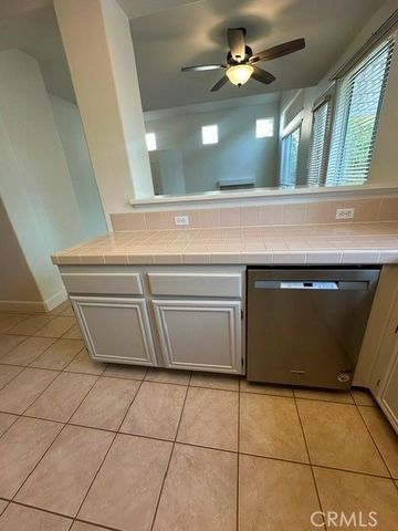 31906 Calle Ballentine, Temecula, CA 92592
