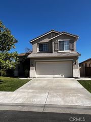 31906 Calle Ballentine, Temecula, CA 92592