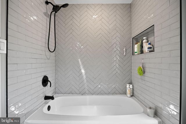 202 BROADWAY, Laurel Springs, NJ 08021