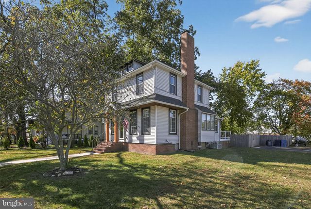 202 BROADWAY, Laurel Springs, NJ 08021