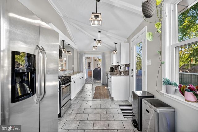 202 BROADWAY, Laurel Springs, NJ 08021