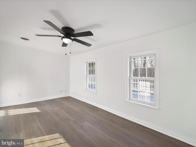 329 EMMERT RD, Hagerstown, MD 21740