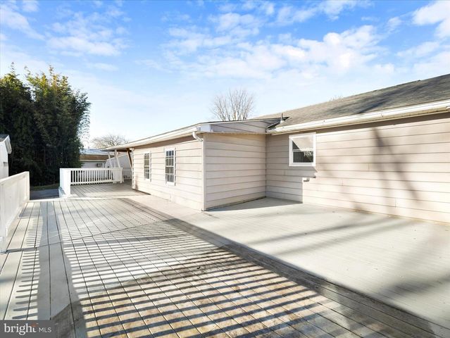 329 EMMERT RD, Hagerstown, MD 21740