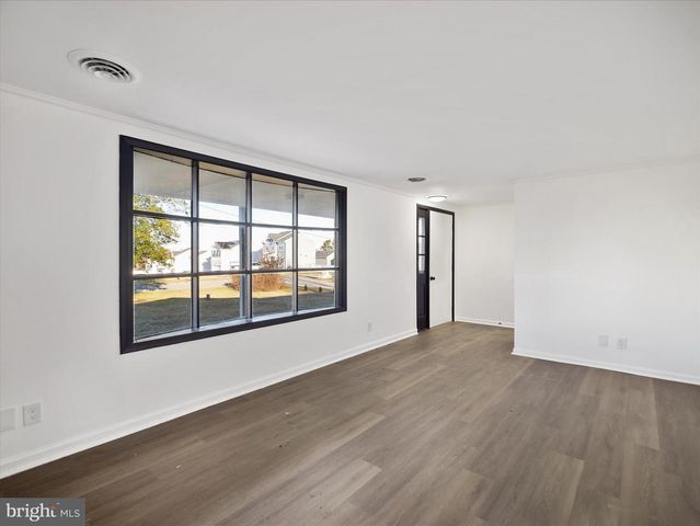 329 EMMERT RD, Hagerstown, MD 21740