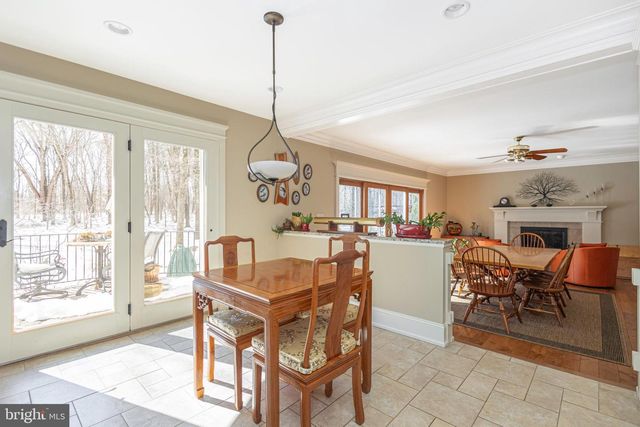 196 AQUEDUCT RD, Washington Crossing, PA 18977