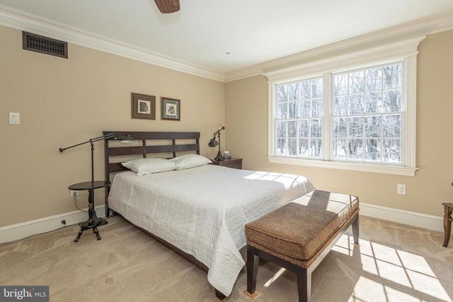 196 AQUEDUCT RD, Washington Crossing, PA 18977