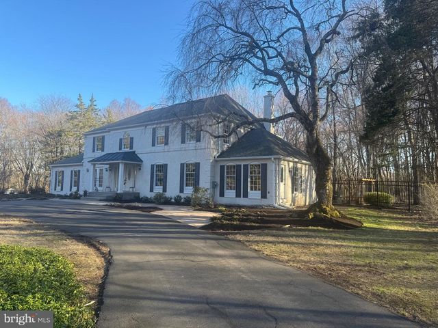 196 AQUEDUCT RD, Washington Crossing, PA 18977