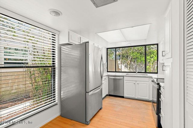 2437 BURGUNDY Court, Ponte Vedra Beach, FL 32082