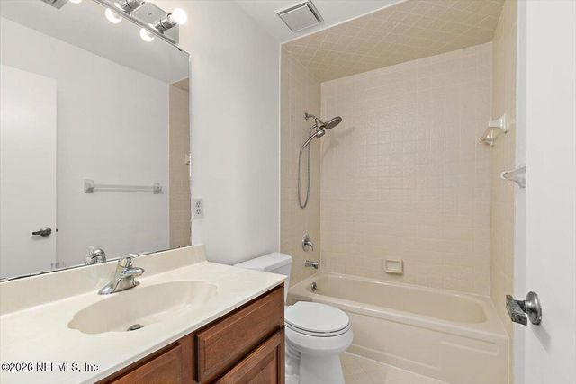 2437 BURGUNDY Court, Ponte Vedra Beach, FL 32082