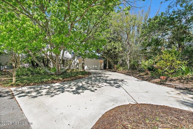2437 BURGUNDY Court, Ponte Vedra Beach, FL 32082