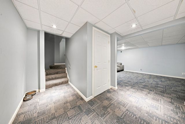 731 Nashua Court, Crystal Lake, IL 60012
