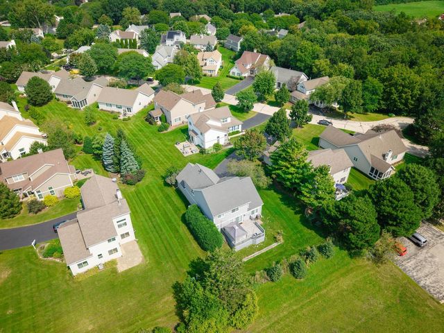 731 Nashua Court, Crystal Lake, IL 60012