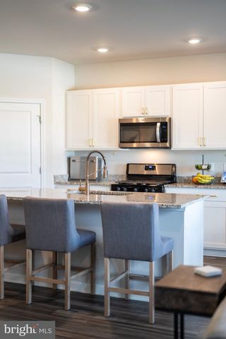 604 WEEKS CT, Berryville, VA 22611