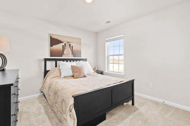 604 WEEKS CT, Berryville, VA 22611