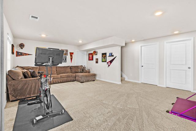 604 WEEKS CT, Berryville, VA 22611