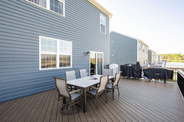 604 WEEKS CT, Berryville, VA 22611