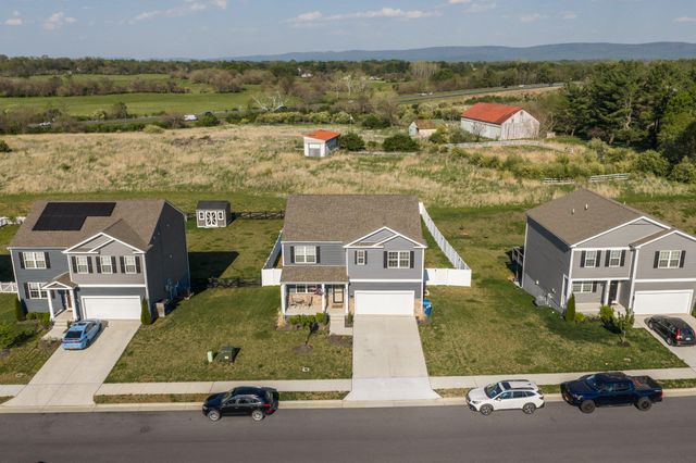 604 WEEKS CT, Berryville, VA 22611