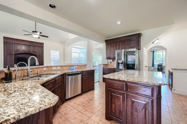 10510 Toffenham Drive, Frisco, TX 75035