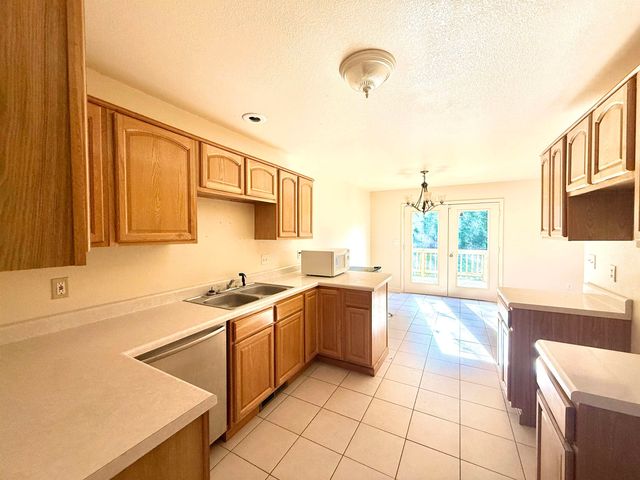 10 Pontotoc Trail, Cherokee Village, AR 72529