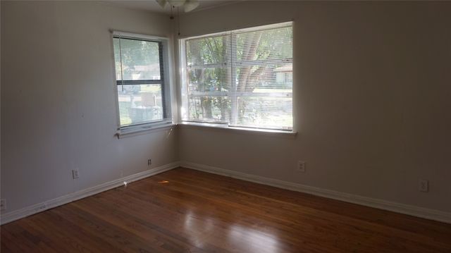 2103 Tolosa Drive, Dallas, TX 75228