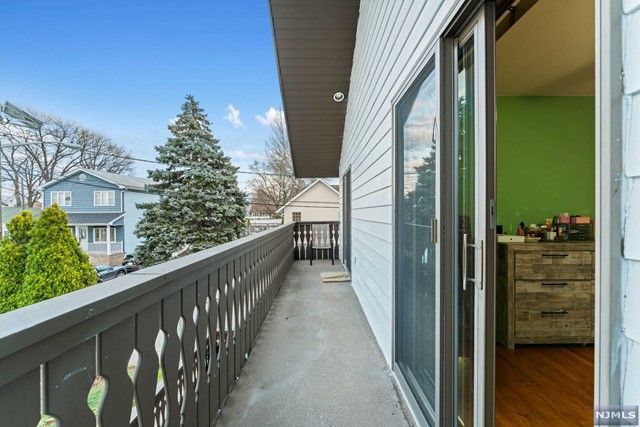 178 Central Lane, Secaucus, NJ 07094