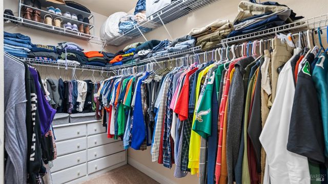 931 Noble Rd, Vacaville, CA 95688