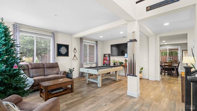 931 Noble Rd, Vacaville, CA 95688