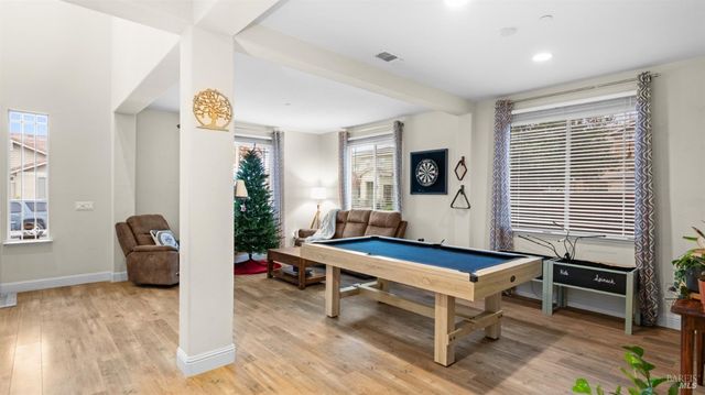 931 Noble Rd, Vacaville, CA 95688