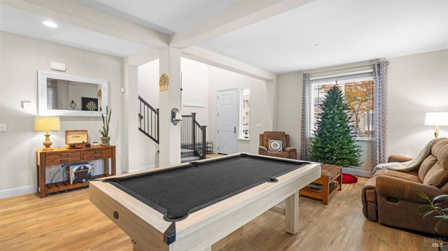 931 Noble Rd, Vacaville, CA 95688